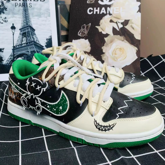 Graffi Bear-Men's Dunk Low Custom