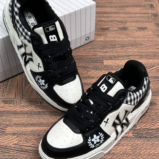 Black Sakura -Unisex Chunky Liner Custom