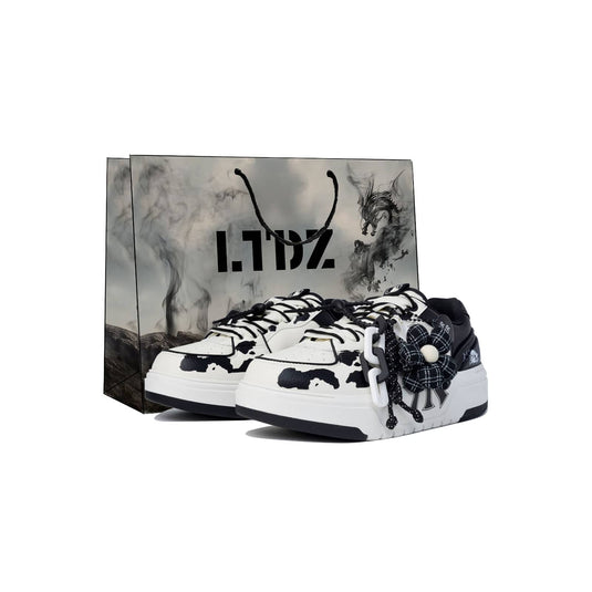 Moo Mood -Unisex Chunky Liner Custom