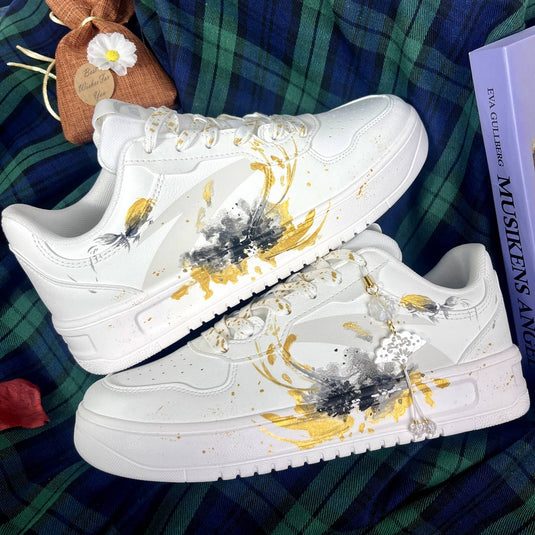 Golden Carp Wishes –Unisex Skateboarding Low-Top Custom Shoes