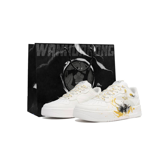 Golden Carp Wishes –Unisex Skateboarding Low-Top Custom Shoes